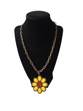 Vintage Brass? Plastic? Yellow and Red Beaded Flower Pendant Necklace 20"